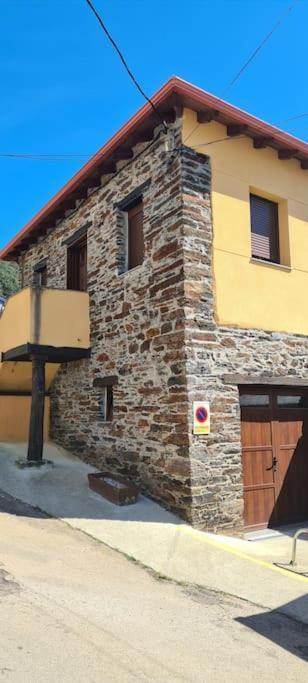 O Lar De Alba Villa La Rua Bagian luar foto